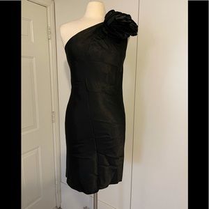 Tracy Reece satin one shoulder flower dress size 6